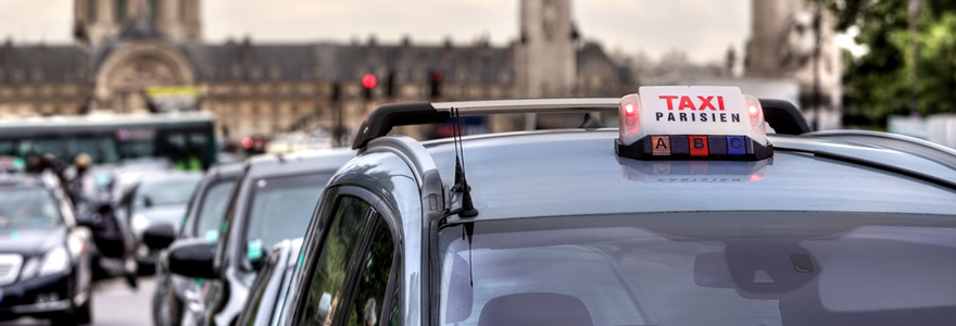 chauffeur de taxi parisien